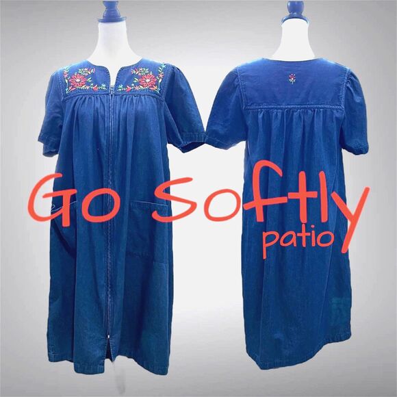 Go Softly Denim Embroidered Floral Zip Front Midi Patio Dress – Size M - Picture 1 of 12